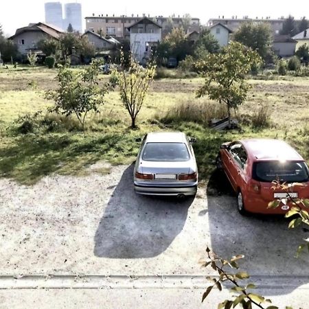 Hotel Slatka Sobica Za Dvoje Sa Upotrebom Zajednicke Kuhinje I Kupaonice Záhřeb Exteriér fotografie